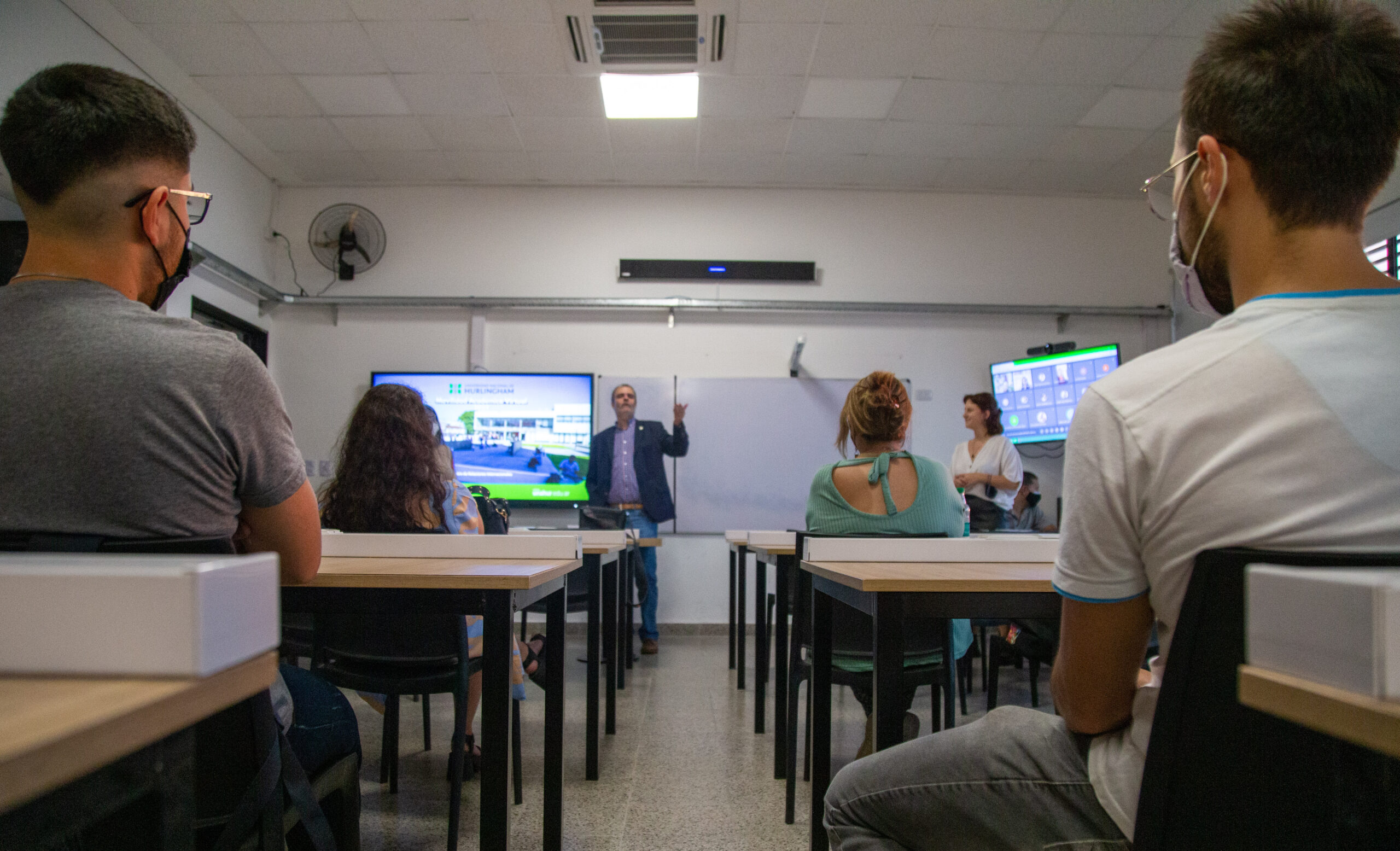 Bienvenida A Estudiantes Que Participarán En Los Programas De Movilidad ...