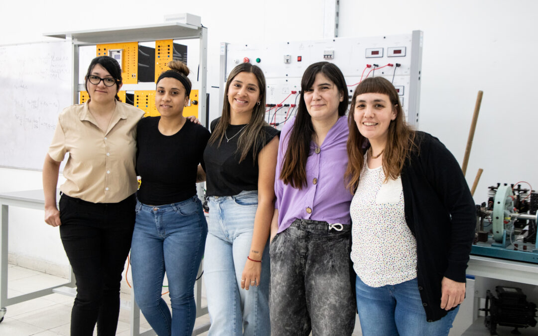 Becas para mujeres estudiantes del Instituto de Tecnología e Ingeniería