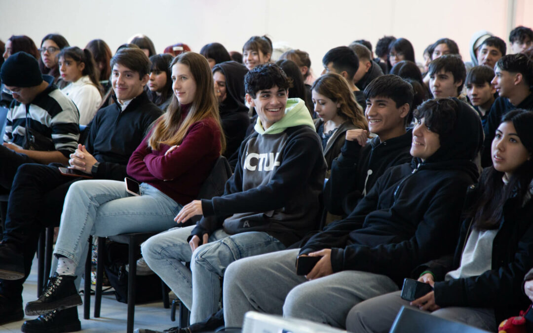 Convocatoria abierta: sumate al equipo de coordinación del Modelo de Naciones Unidas en UNAHUR