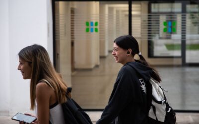 Llega «Una pausa… una poesía»: la nueva iniciativa para habitar la Biblioteca desde la escucha