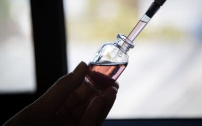 UNAHUR Investiga: Nanopartículas de oro para tratar una enfermedad tropical desatendida