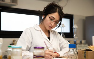 La UNAHUR abre dos convocatorias permanentes para investigación en 2026