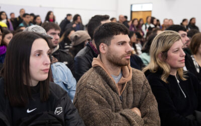 El programa de estudiantes asistentes continua creciendo